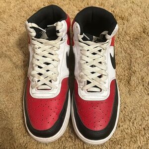 Nike court vision mid white/black/red